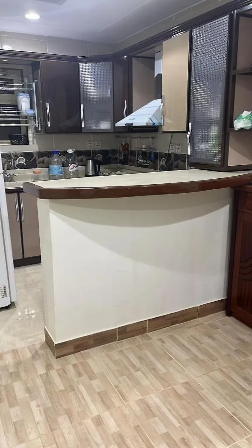 شقة فندقية في مكة تتكون من ٣ غرف و ٣ دورات مياة وصالة ومطبخ Appartement